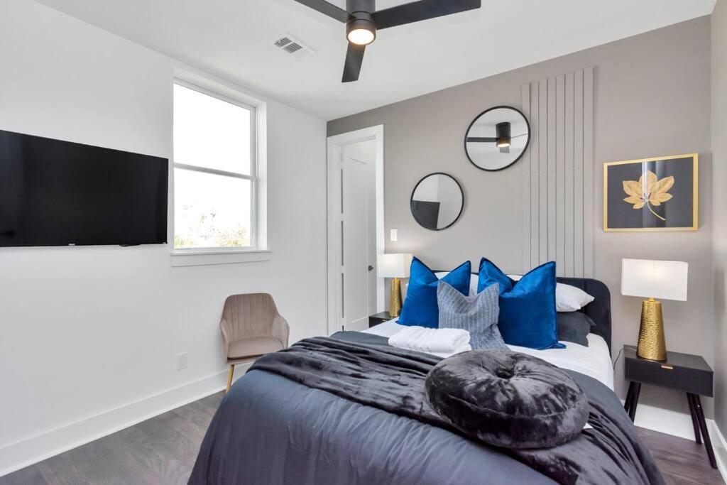 The Suite Spot! Downtown Skyline Views! Sleeps 12 Хьюстон Экстерьер фото